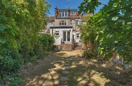 5 bedroom house for sale - Cowley Road, Ilford, IG1