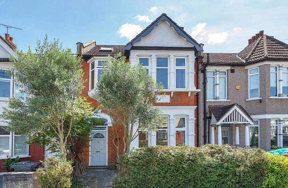 5 bedroom house for sale - Cowley Road, Ilford, IG1
