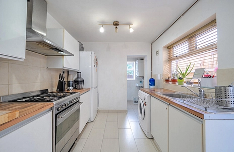 3 bedroom house for sale - Edinburgh Road, London, E13