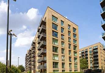 2 bedroom apartment for sale - Regalia Close, London, E16