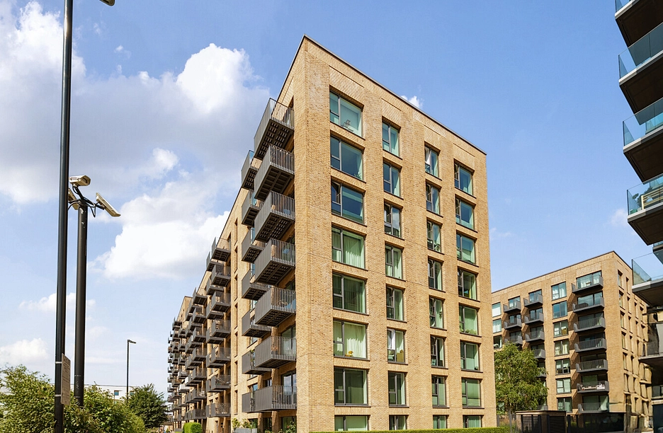 2 bedroom apartment for sale - Regalia Close, London, E16