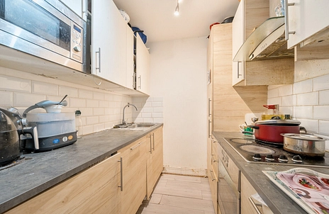 2 bedroom apartment for sale - Gerry Raffles Square, London, E15