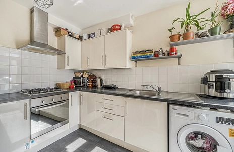 3 bedroom house for sale - Garfield Road, London, E13