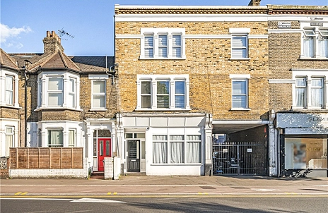 3 bedroom apartment for sale - Lea Bridge Road, Leyton, London, E10 - Property View 2
