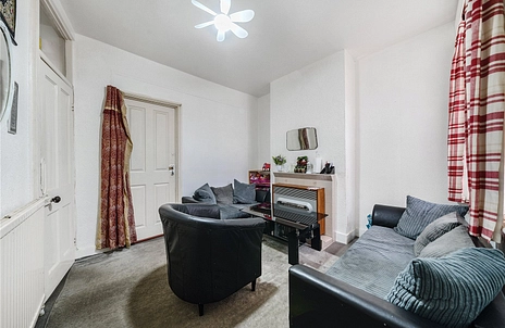 3 bedroom house for sale - Skeltons Lane, London, E10