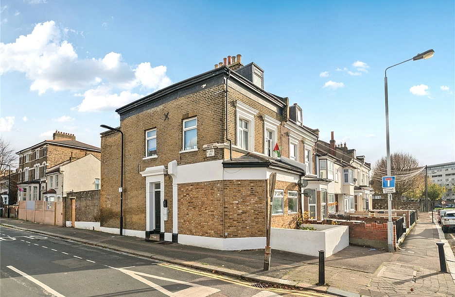 2 bedroom apartment for sale - Langthorne Road, London, E11 - Property View 1