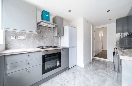 4 bedroom house for sale - Cann Hall Road, London, E11 - Property View 2