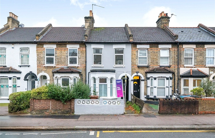 4 bedroom house for sale - Cann Hall Road, London, E11 - Property View 1