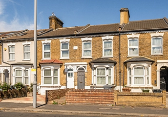 3 bedroom house for sale - Grange Park Road, London, E10 - Property View 1