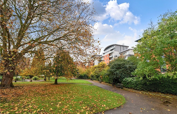 2 bedroom apartment for sale - Buckingham Road, Leyton, London, E10