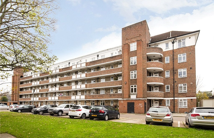 3 bedroom apartment for sale - Kelmscott Gardens, London, W12