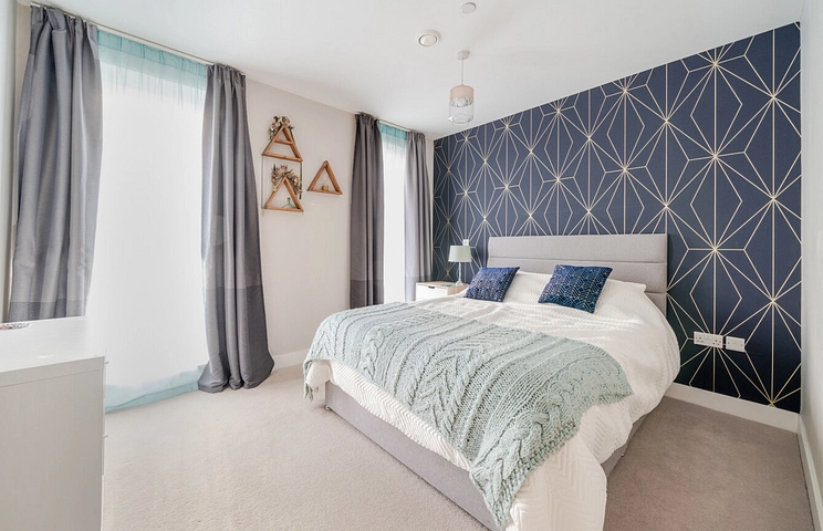 2 bedroom apartment for sale - Trinity Way, London, W3