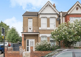 2 bedroom apartment for sale - Davis Road, London, W3 - Property View 1