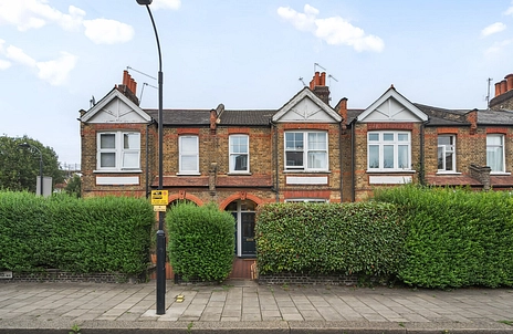 2 bedroom maisonette for sale - Emlyn Road, London, W12