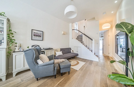 3 bedroom house for sale - Wendell Road, London, W12