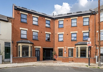 2 bedroom apartment for sale - Jeddo Road, Shepherds Bush, W12 - Property View 1