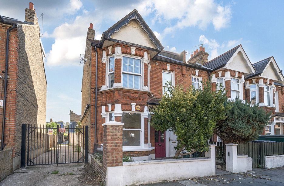 2 bedroom apartment for sale - Valetta Road, London, W3