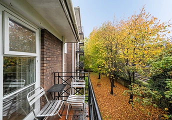 studio for sale - Brompton Park Crescent, London, SW6