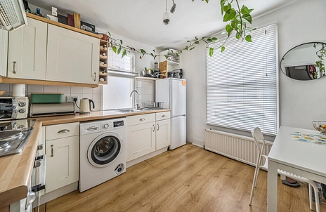 3 bedroom house for sale - Davisville Road, London, W12 - Property View 3