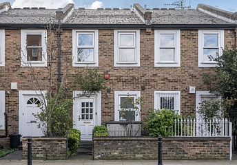 2 bedroom house for sale - Ravenscourt Gardens, London, W6 - Property View 1