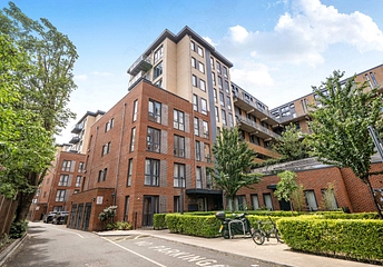 2 bedroom apartment for sale - Bowthorpe Court, Colonnade Gardens, Acton, Ealing, W3 - Property View 1