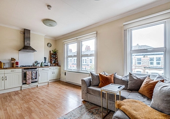 2 bedroom apartment to rent - Sandmere Road, London, SW4 - Property View 1