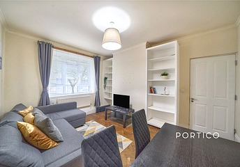 2 bedroom apartment to rent - Triangle Place, SW4
