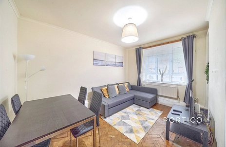 2 bedroom apartment to rent - Triangle Place, SW4