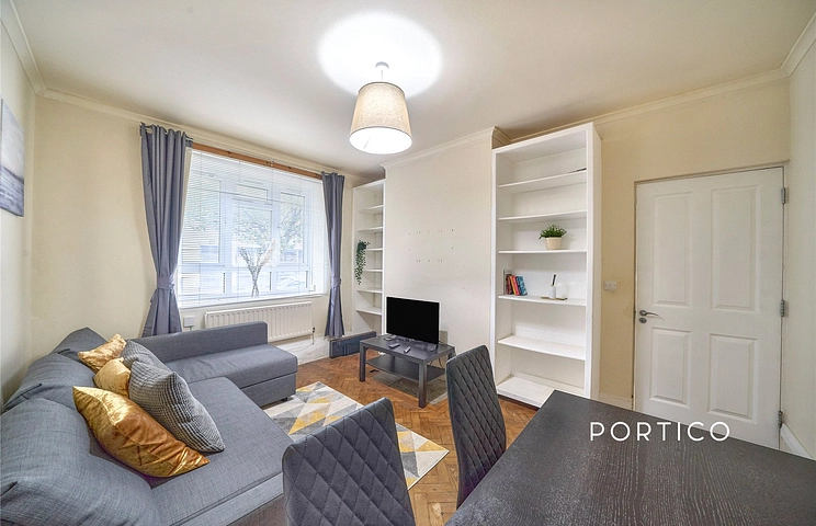 2 bedroom apartment to rent - Triangle Place, SW4