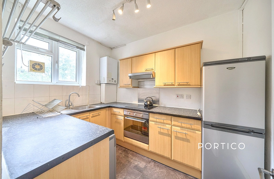 2 bedroom apartment to rent - Triangle Place, SW4 - Property View 1