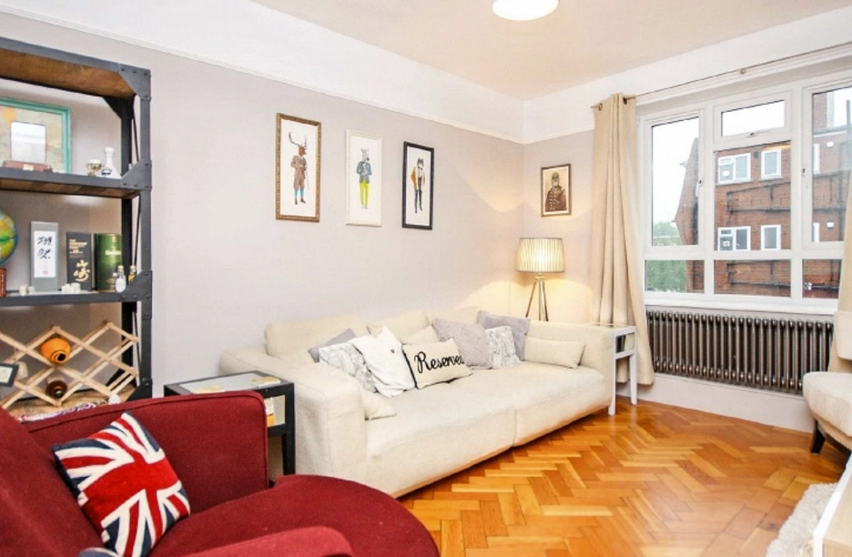 2 bedroom apartment to rent - Nelsons Row, SW4