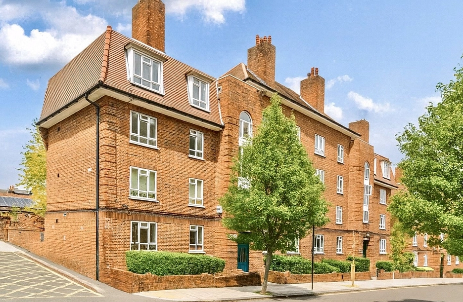 2 bedroom apartment to rent - Nelsons Row, SW4