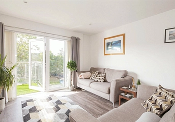 2 bedroom apartment to rent - Brickfield Road, London, SW4