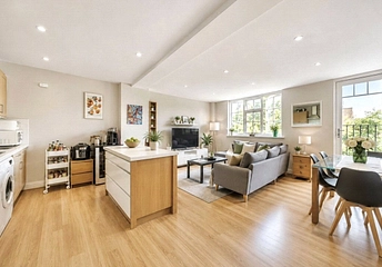 3 bedroom apartment to rent - London, SW9 - Property View 1