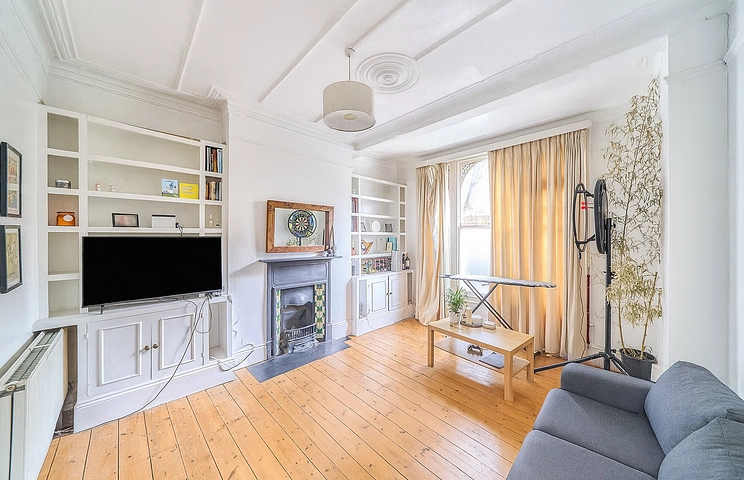 1 bedroom apartment to rent - Dinsmore Road, London, SW12