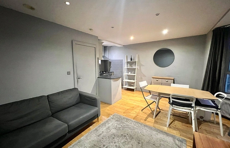 1 bedroom apartment to rent - Santley Street, London, SW4 - Property View 1