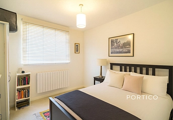 3 bedroom apartment to rent - Thurleigh Court, Nightingale Lane, Clapham, SW12 - Property View 1