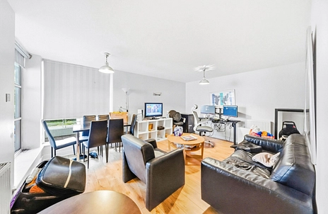 2 bedroom apartment to rent - Barrier Point Road, London, E16 - Property View 2
