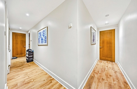 2 bedroom apartment to rent - Barrier Point Road, London, E16 - Property View 3