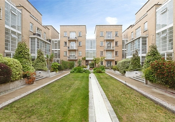 1 bedroom apartment to rent - Watergarden, Roy Square, Narrow Street, London, E14 - Property View 1
