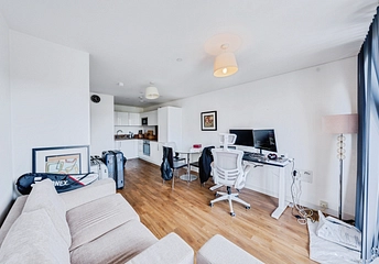 1 bedroom apartment to rent - Waterside Heights, 16 Booth Road, London, E16 - Property View 1