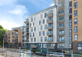 2 bedroom apartment to rent - Turner Street, London, E16 - Property View 1