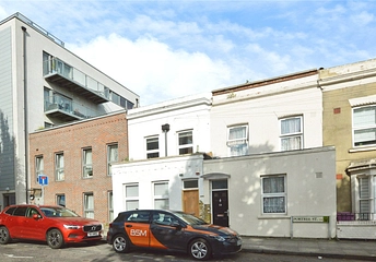 2 bedroom apartment to rent - Portree Street, London, E14 - Property View 1