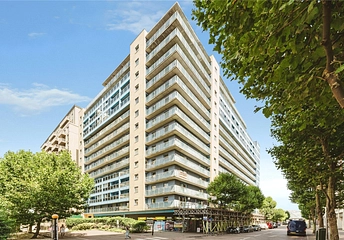 2 bedroom apartment to rent - Westgate Apartments, 14 Western Gateway, London, E16 - Property View 1