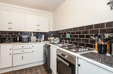 2 bedroom apartment to rent - Friern Road, London, SE22 - Property View 3