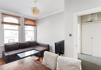 2 bedroom apartment to rent - Fulham Road, London, SW6 - Property View 1