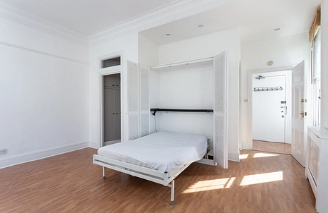 studio to rent - Fulham Road, London, SW6