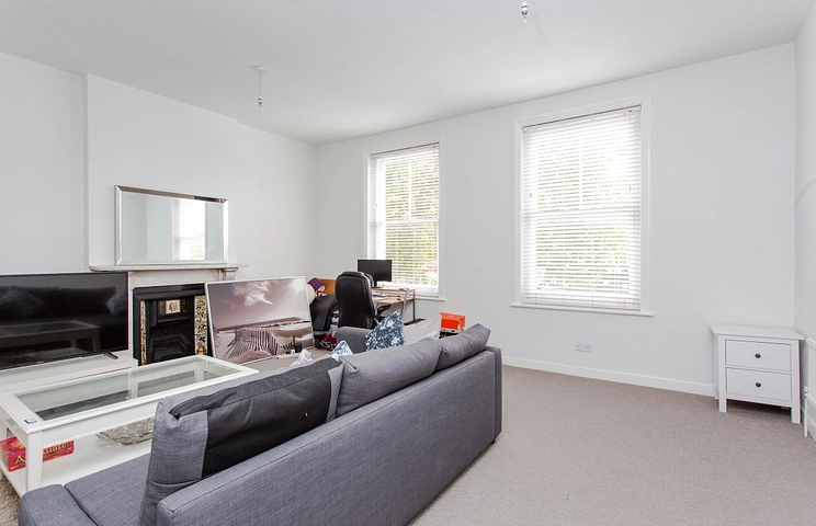 1 bedroom apartment to rent - Haven Green, London, W5