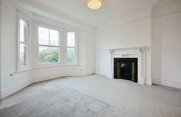 3 bedroom apartment to rent - Holmwood Mansions, Uxbridge Road, London, W3