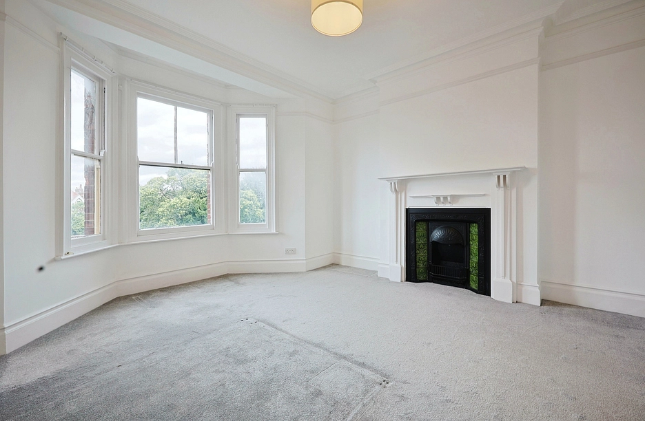 3 bedroom apartment to rent - Holmwood Mansions, Uxbridge Road, London, W3